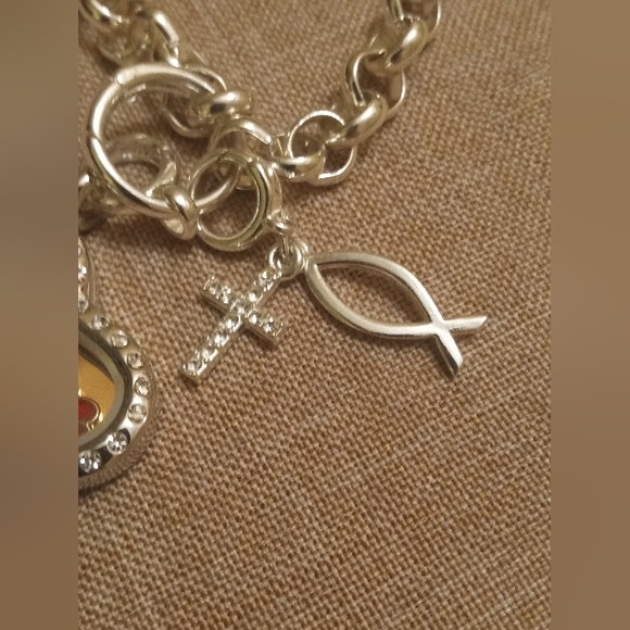 Silver Tone 12" Chain, Heart Charm Locket, Rhinestones Necklace, Believe Etched - Picture 4 of 8